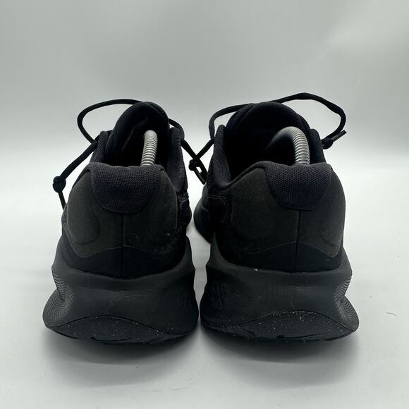 Mens Size 10.5 Nike Revolution 7 Black Running Athletic Sneakers Shoes FB8501001 - Picture 7 of 10